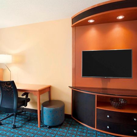 Fairfield Inn & Suites Lansing West Delta Center Township Eksteriør billede