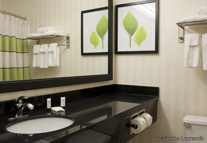 Fairfield Inn & Suites Lansing West Delta Center Township Værelse billede